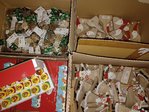 Item 19 - 33 mixed palettes Christmas, spring etc. from a well-known manufacturer